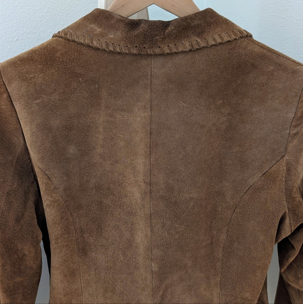 Vintage Wilson's Leather Suede Embroidered Floral Jacket In Camel Tan - Picture 8 of 11